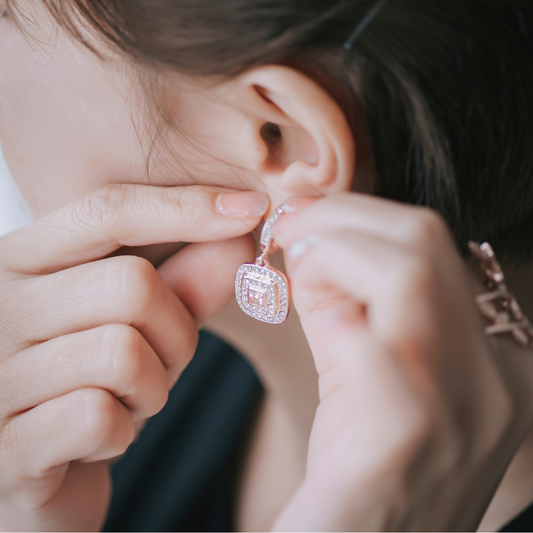 How to find earrings for your face shape?